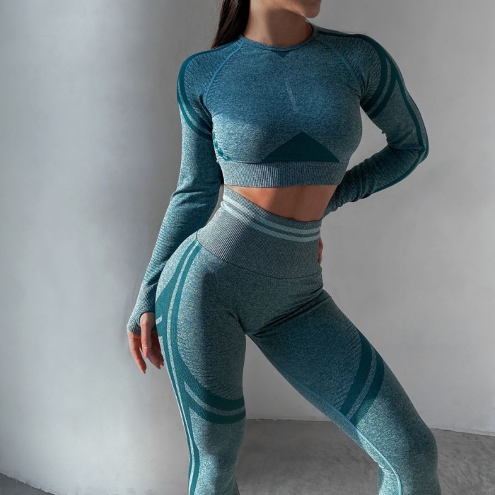 Костюм Model XD04 хаки для фитнеса - L
