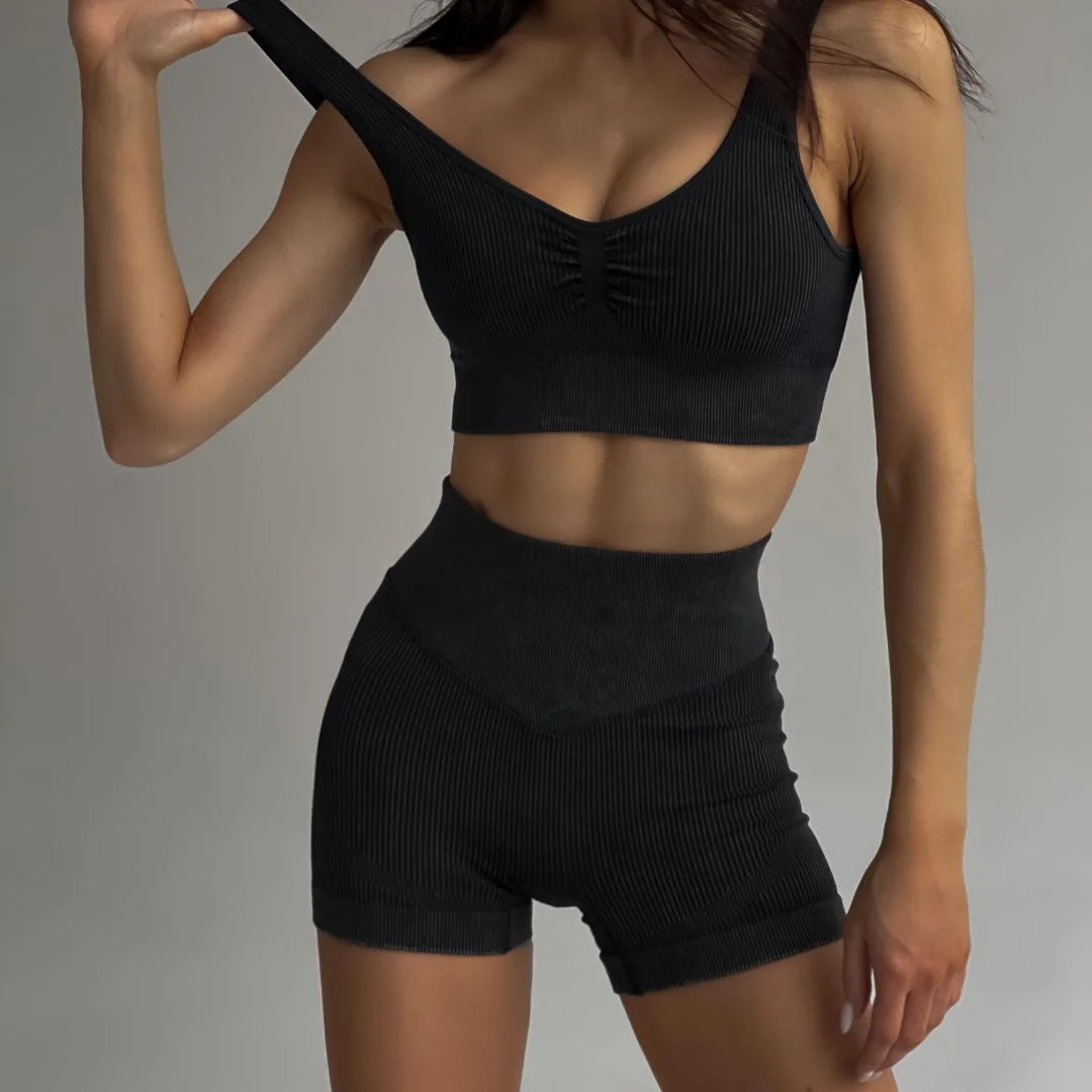 Костюм Model GA01 черный рубчик для фитнеса