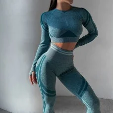 Костюм Model XD04 хаки для фитнеса