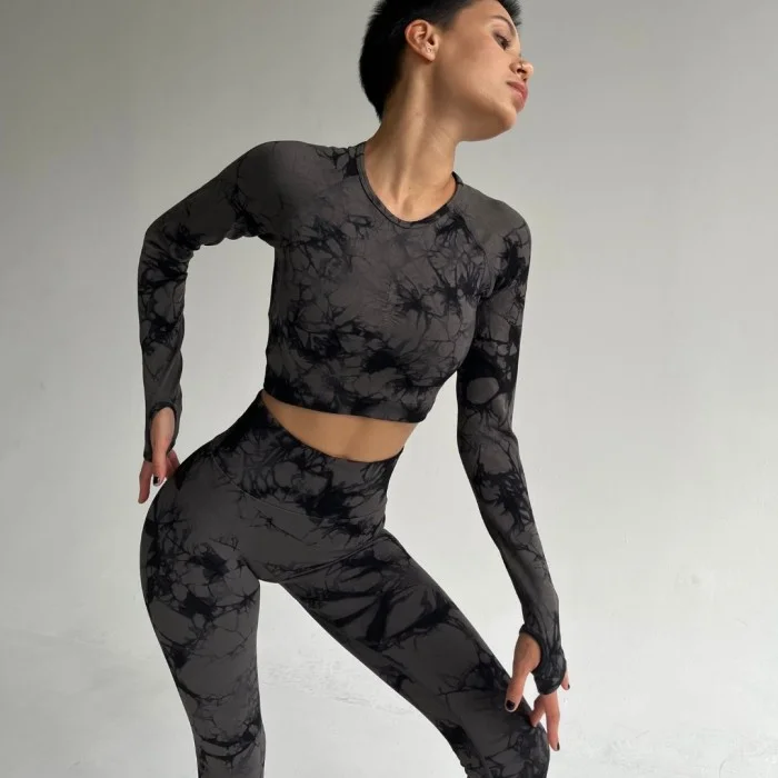 Костюм Model XX05 черный для фитнеса - M